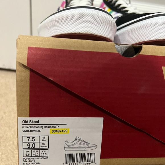 vans - Picture 8 of 8